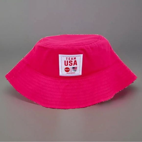 NEW COCA-COLA TEAM USA 2024 OLYMPICS RED OLYMPIC RINGS FLAG BERKLEY BUCKET HAT - Picture 1 of 6